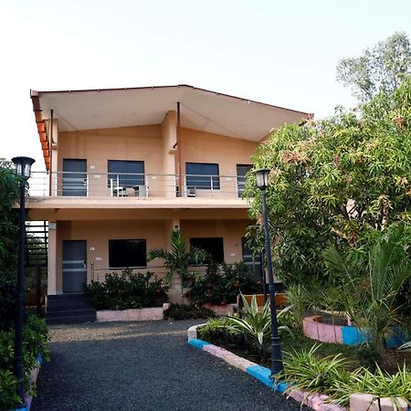 Heeran Re-Treat Resort 萨三吉尔 外观 照片